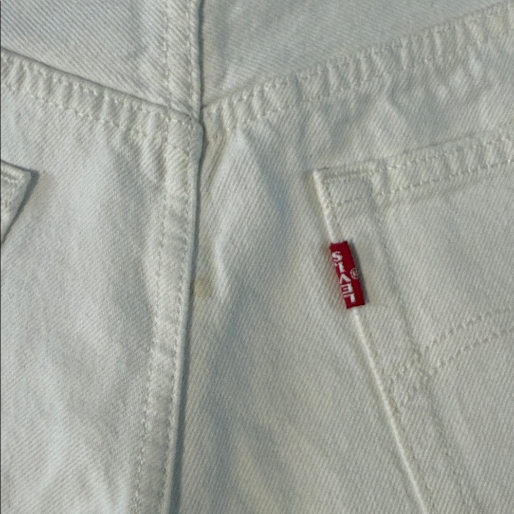 Levi’s 501 white denim Shorts - Picture 9 of 13